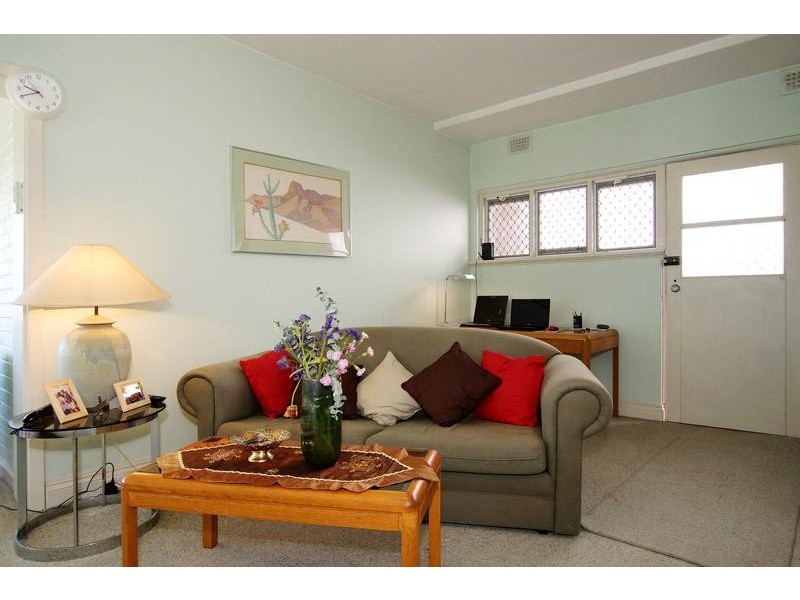 9/130 Terrace Road, Perth WA 6000