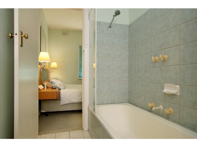 9/130 Terrace Road, Perth WA 6000