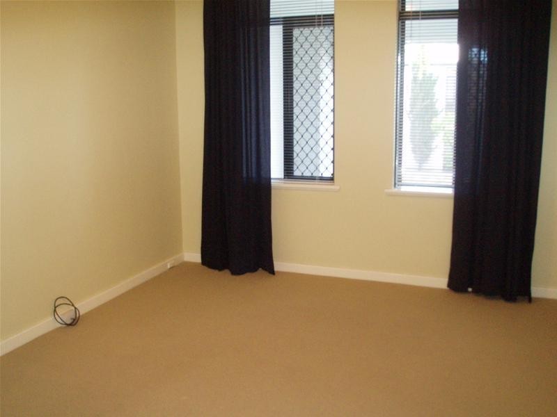 5 Leucosia  Court, Heathridge WA 6027