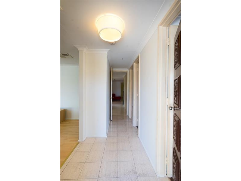 8 Bohemia Way, Parkwood WA 6147