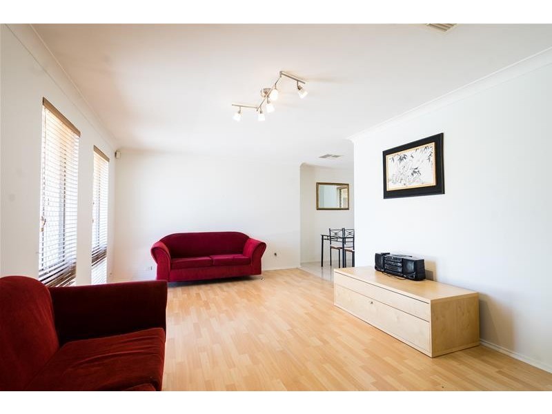 8 Bohemia Way, Parkwood WA 6147