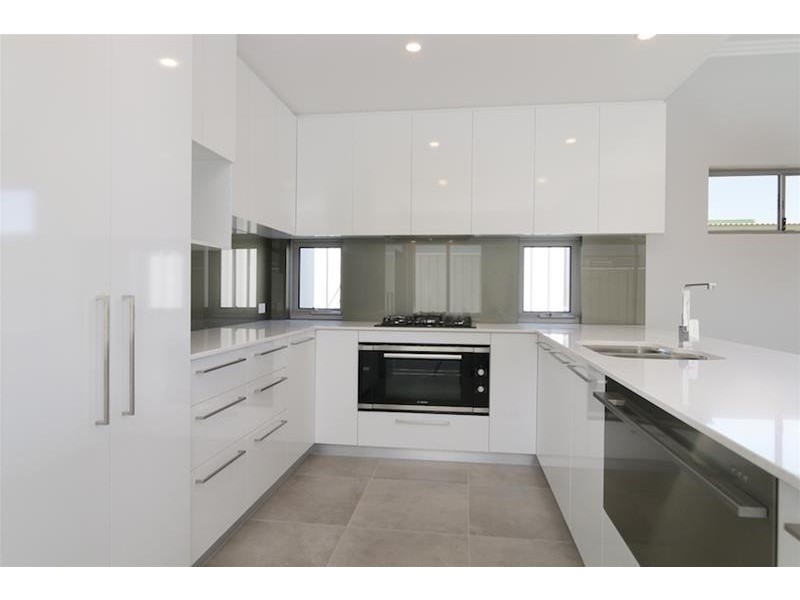 76B McKenzie Way, Embleton WA 6062