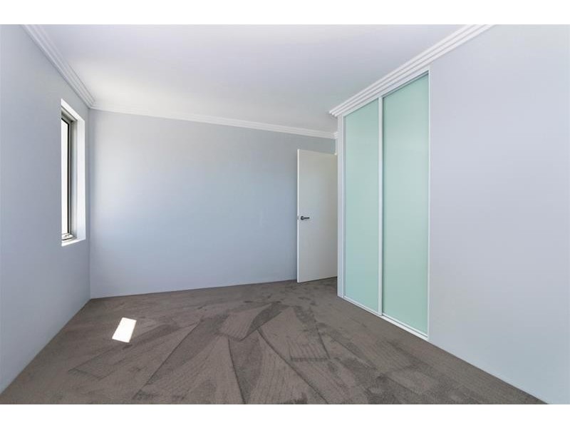 76B McKenzie Way, Embleton WA 6062