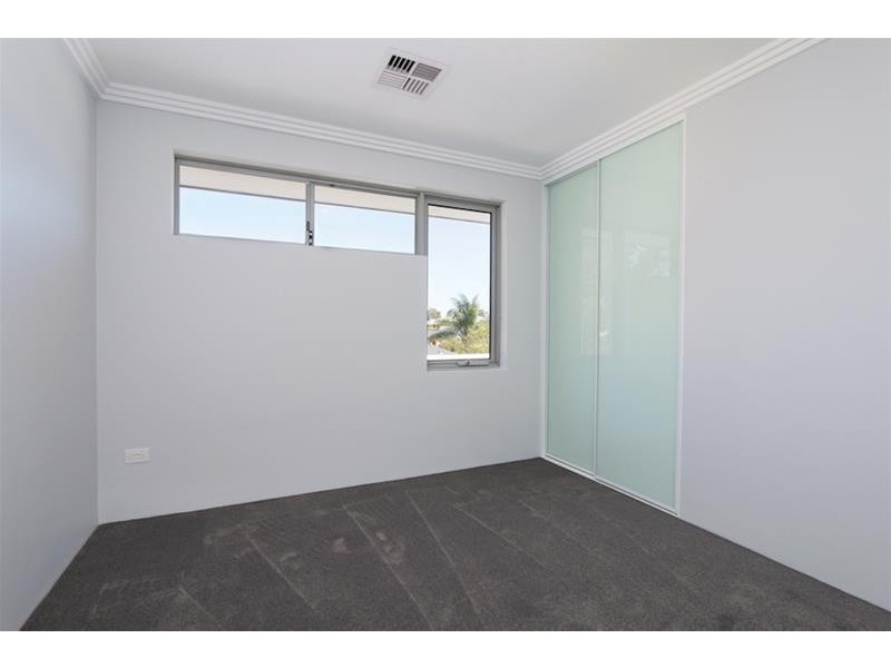 76B McKenzie Way, Embleton WA 6062