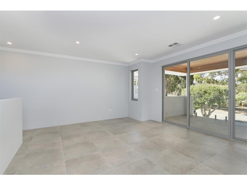 76B McKenzie Way, Embleton WA 6062