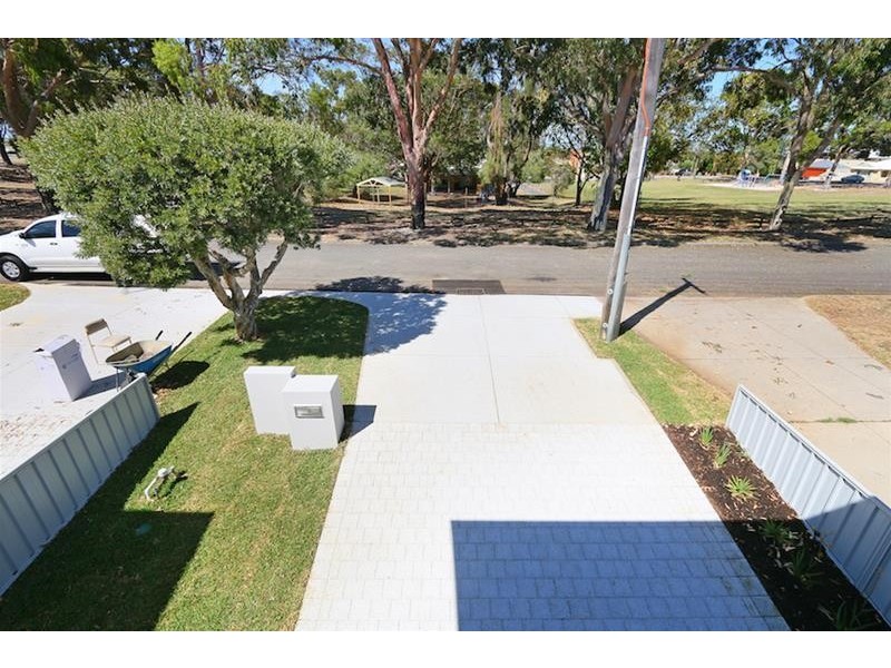 76B McKenzie Way, Embleton WA 6062