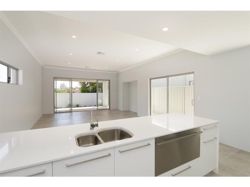 76B McKenzie Way, Embleton WA 6062