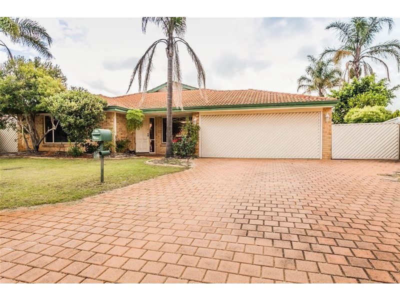 6 Petrea Place, Canning Vale WA 6155