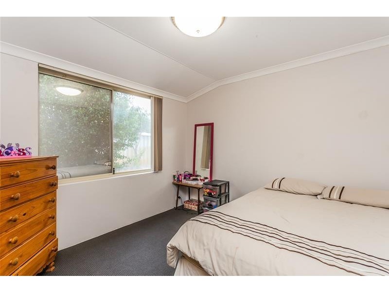 6 Petrea Place, Canning Vale WA 6155