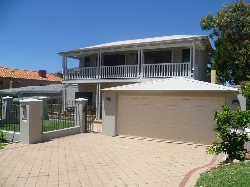 41 Boscombe Avenue, City Beach WA 6015