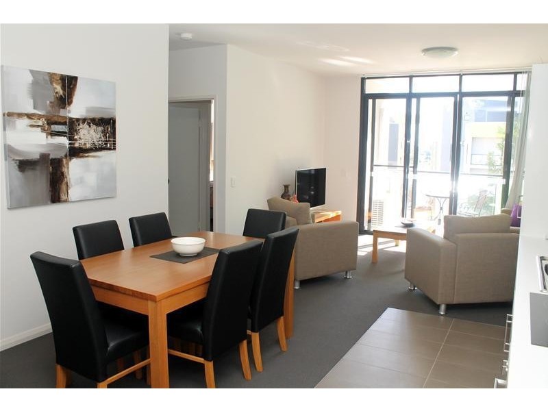 15/2 Points Way, Cockburn Central WA 6164