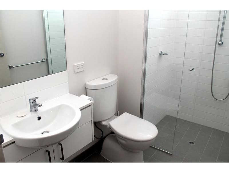 15/2 Points Way, Cockburn Central WA 6164