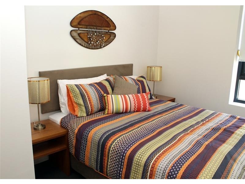 15/2 Points Way, Cockburn Central WA 6164