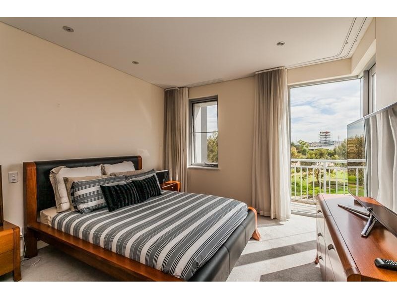 8/22 Eastbrook Terrace, East Perth WA 6004