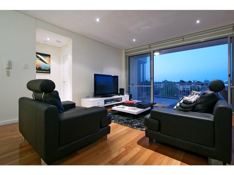 8/22 Eastbrook Terrace, East Perth WA 6004