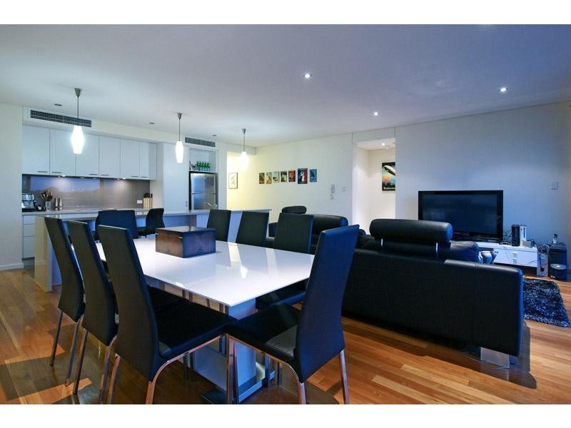 8/22 Eastbrook Terrace, East Perth WA 6004