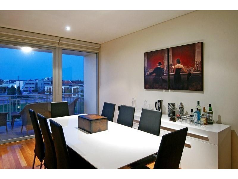 8/22 Eastbrook Terrace, East Perth WA 6004