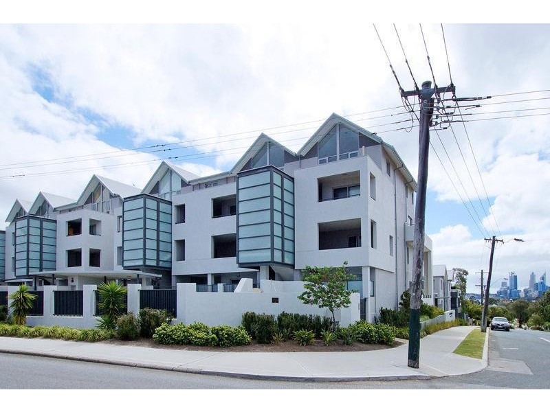 1/28 Banksia Terrace, South Perth WA 6151