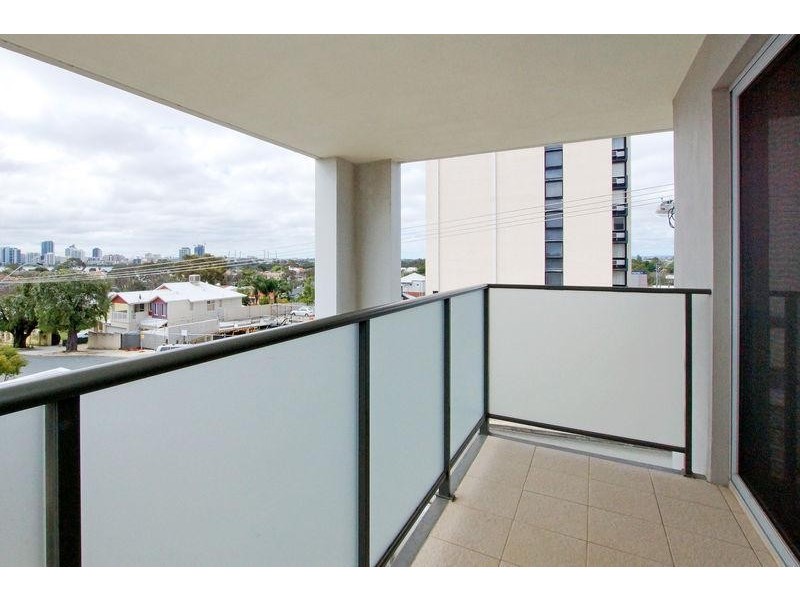 1/28 Banksia Terrace, South Perth WA 6151
