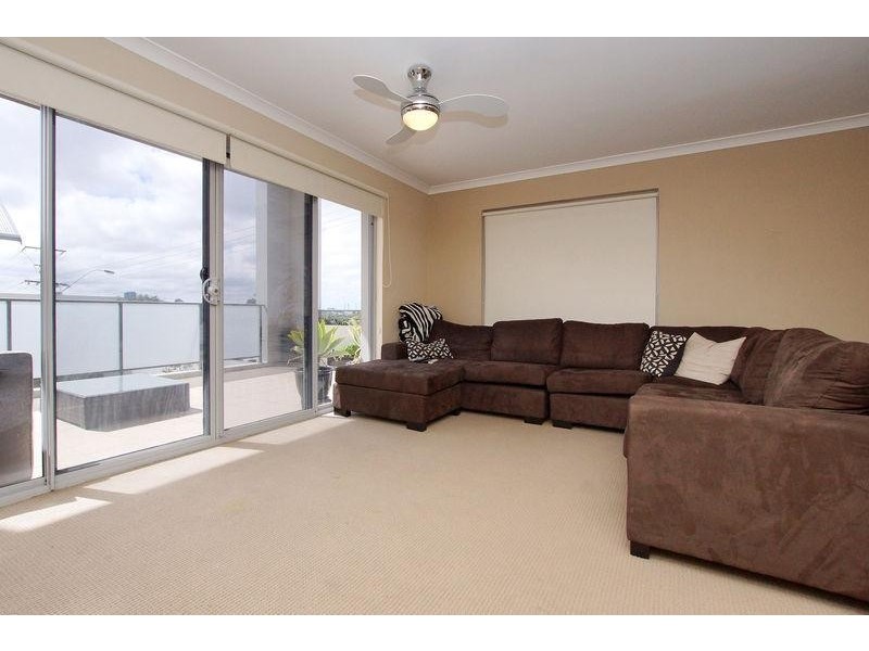 1/28 Banksia Terrace, South Perth WA 6151