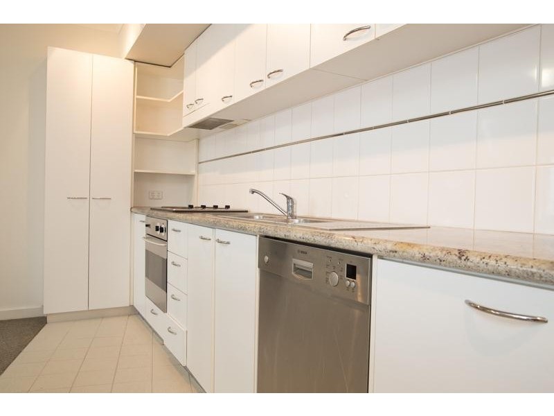 13/110 Mounts Bay Road, Perth WA 6000