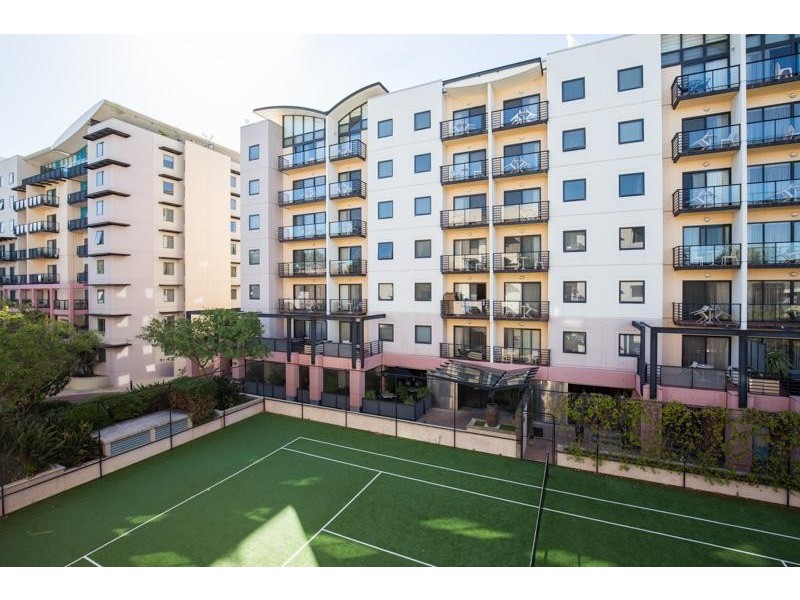 13/110 Mounts Bay Road, Perth WA 6000