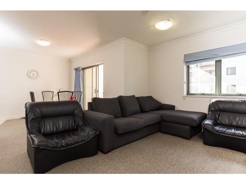 13/110 Mounts Bay Road, Perth WA 6000