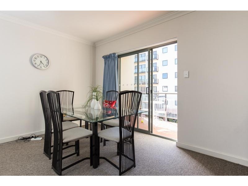 13/110 Mounts Bay Road, Perth WA 6000