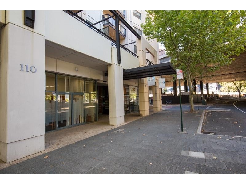 13/110 Mounts Bay Road, Perth WA 6000