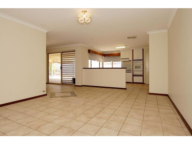 7 Atoll Court, Mullaloo WA 6027