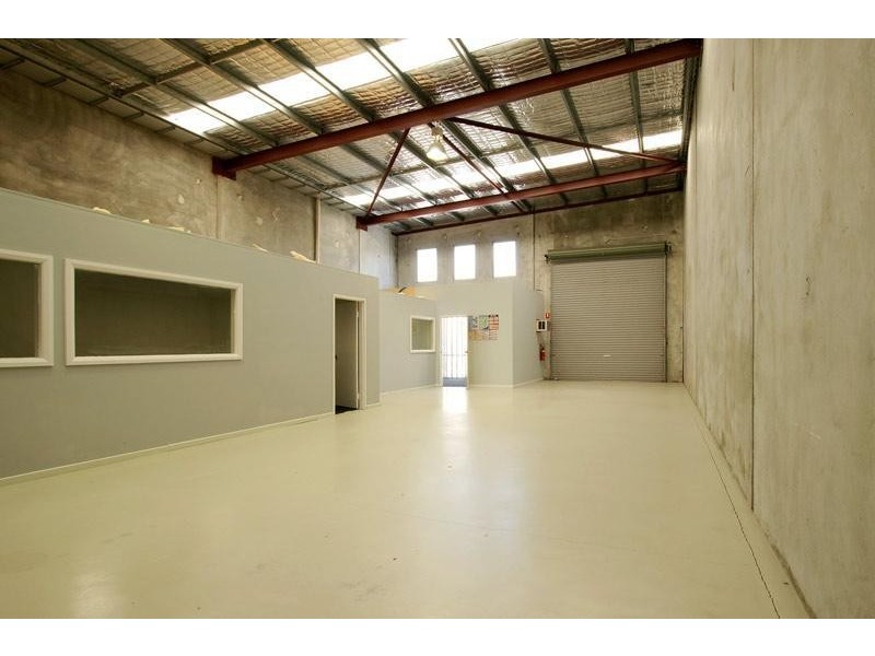 3/2 Downing Street, Carlisle WA 6101