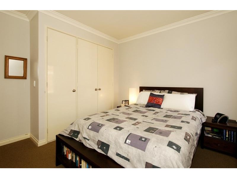 17/62 Bronte Street, East Perth WA 6004