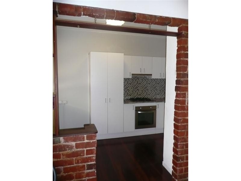 11/126 Terrace Road, Perth WA 6000