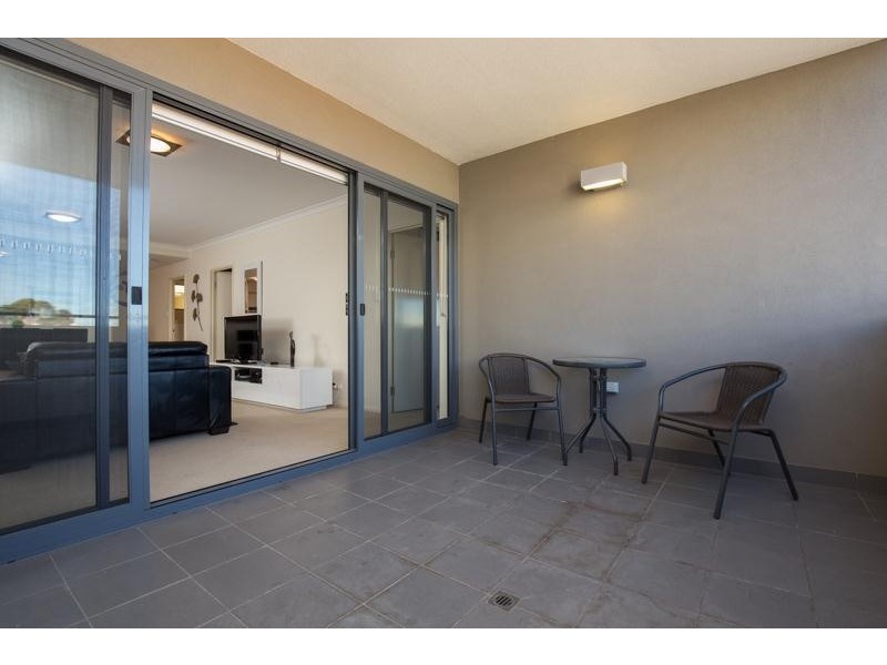 63/18 Wellington Street, East Perth WA 6004