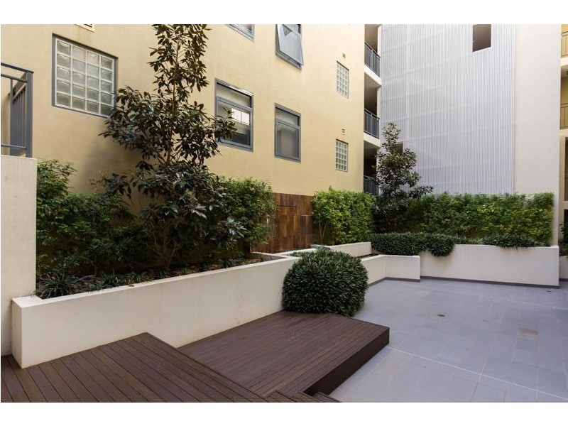 63/18 Wellington Street, East Perth WA 6004