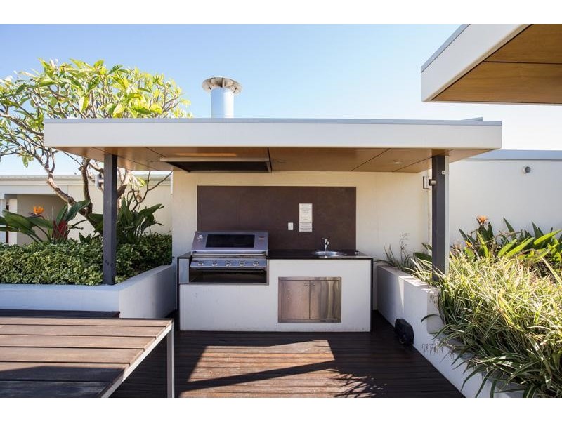 63/18 Wellington Street, East Perth WA 6004