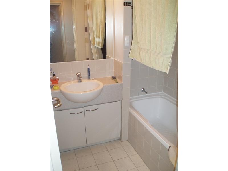 24/116 Mounts Bay Road, Perth WA 6000