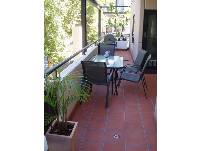 24/116 Mounts Bay Road, Perth WA 6000