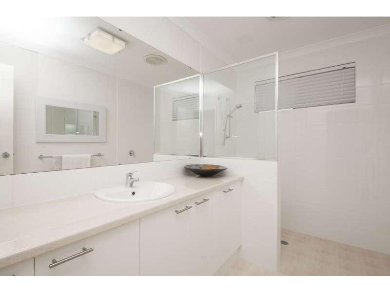 10 Padua Road, Piara Waters WA 6112