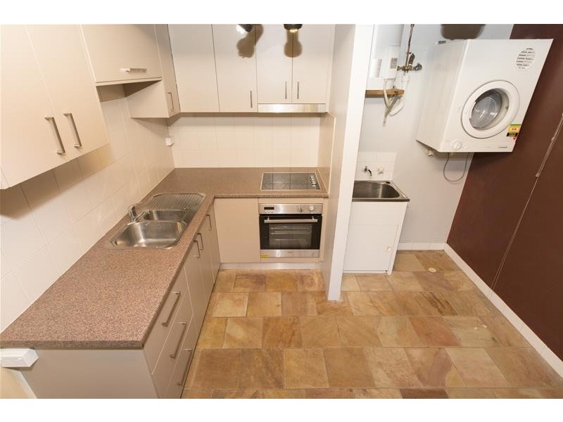 12/3 Greenway Street, Perth WA 6000