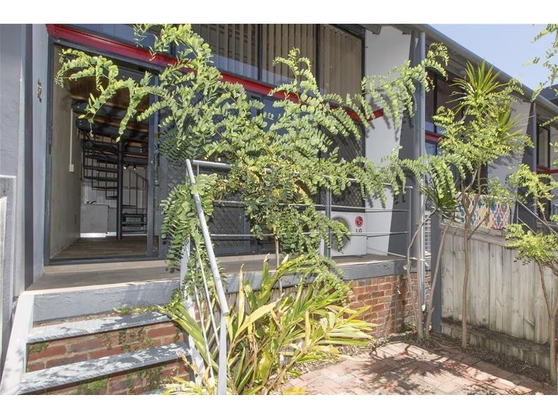 12/3 Greenway Street, Perth WA 6000