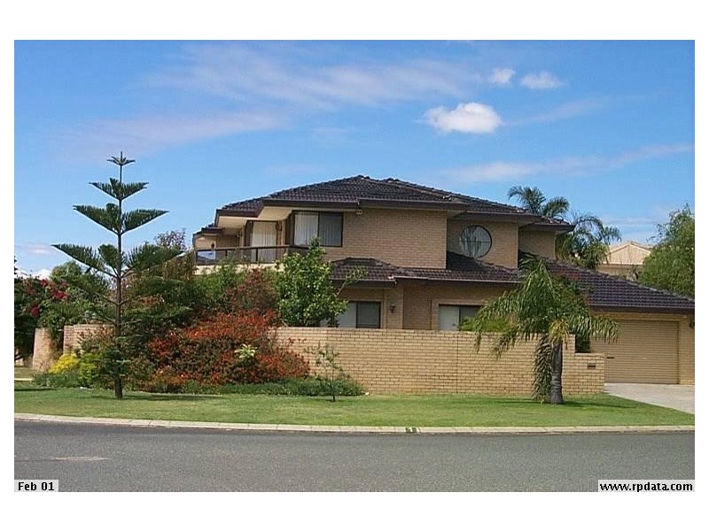 1 Halcyon  Way, Churchlands WA 6018