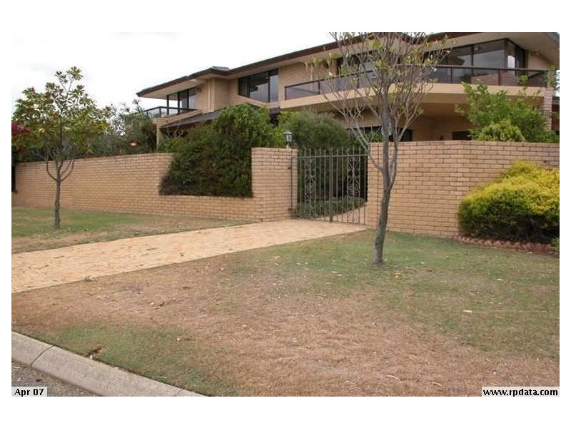 1 Halcyon  Way, Churchlands WA 6018