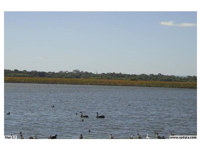 1 Halcyon  Way, Churchlands WA 6018