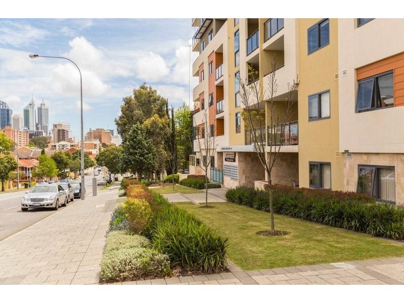 13/18 Wellington Street, East Perth WA 6004