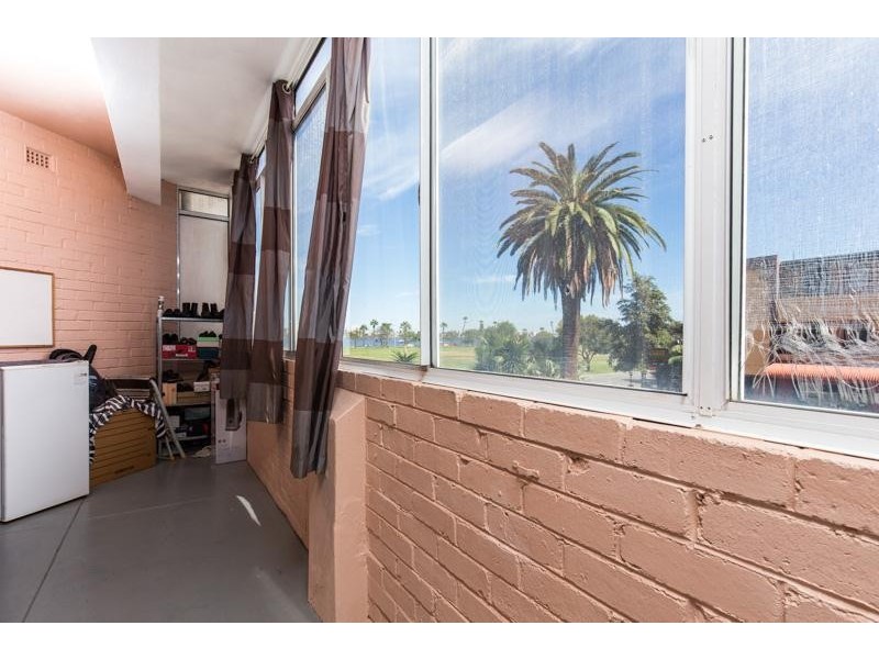 15/114 Terrace Road, Perth WA 6000