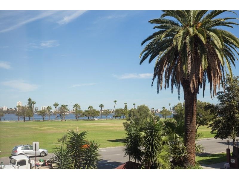 15/114 Terrace Road, Perth WA 6000