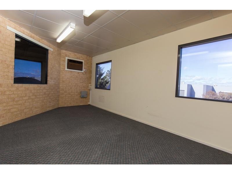 9/15 Dyer Road, Bassendean WA 6054