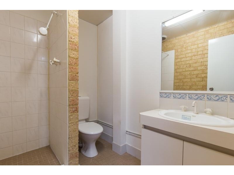 9/15 Dyer Road, Bassendean WA 6054