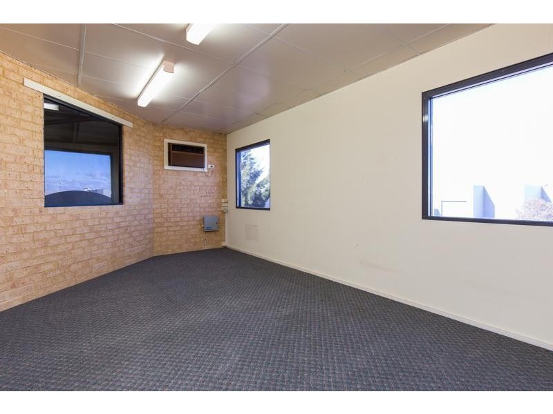 9/15 Dyer Road, Bassendean WA 6054